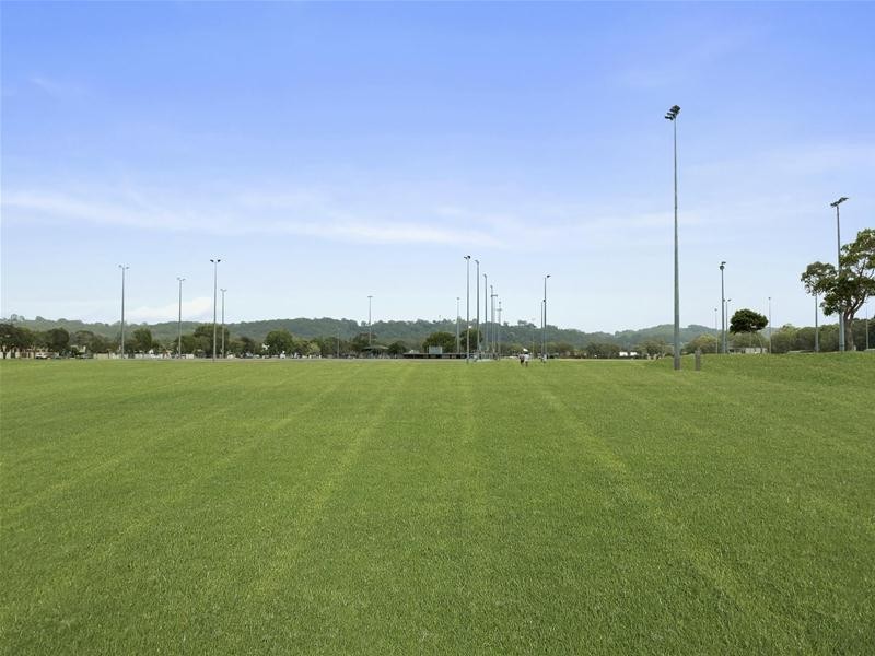 94 Nineteenth Avenue, Palm Beach QLD 4221