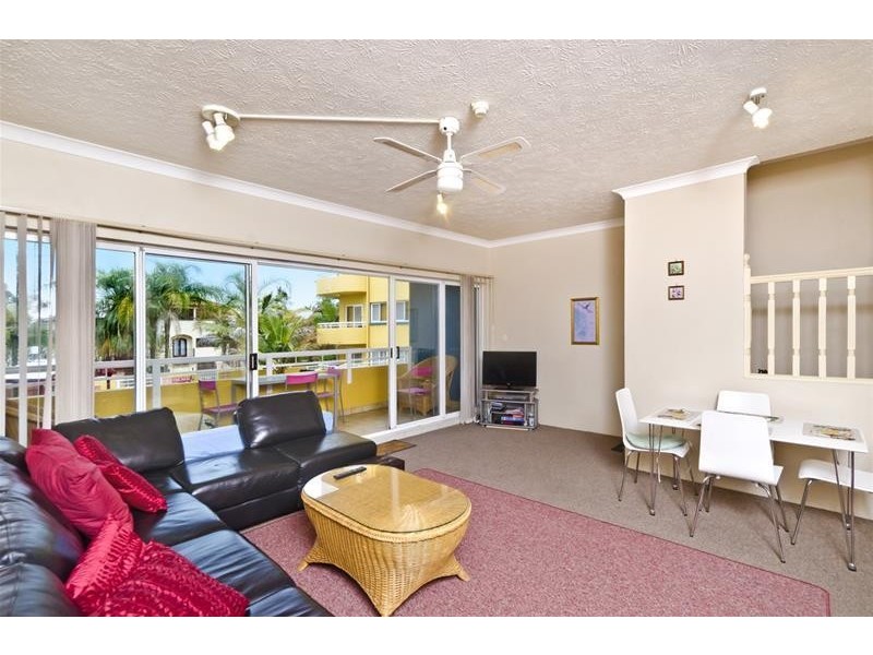 11/14 Jefferson Lane, Palm Beach QLD 4221