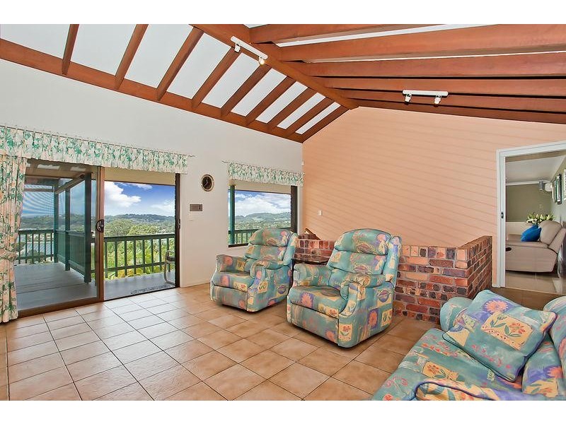 22 Heartwood Avenue, Elanora QLD 4221