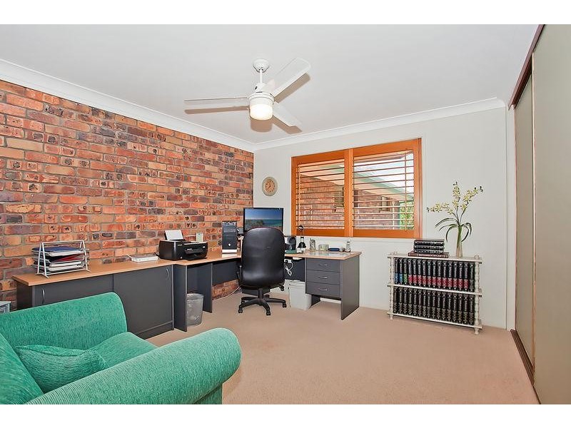 22 Heartwood Avenue, Elanora QLD 4221