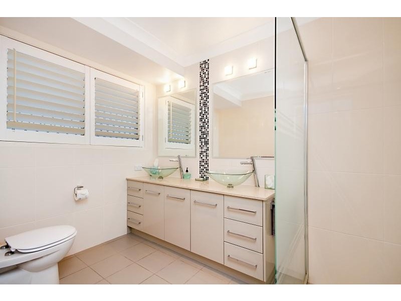 22 Heartwood Avenue, Elanora QLD 4221