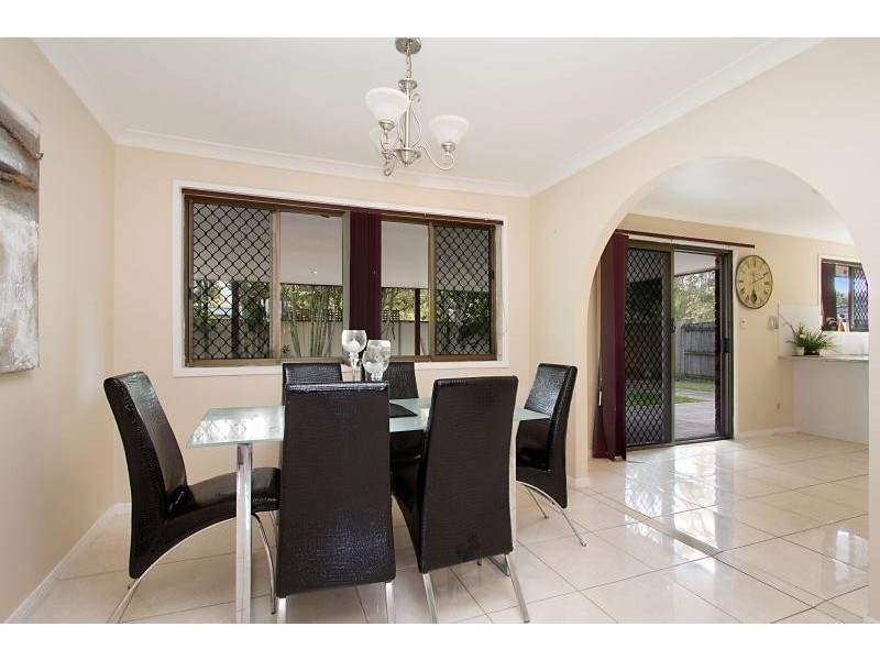 63 KP Mcgrath Drive, Elanora QLD 4221