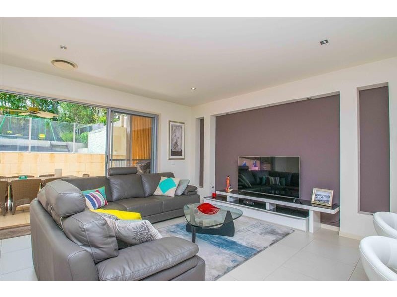 5014A Riverwood Grove, Benowa QLD 4217