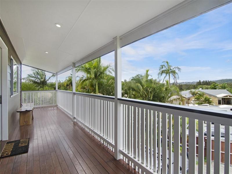 35 Ware Drive, Currumbin Waters QLD 4223
