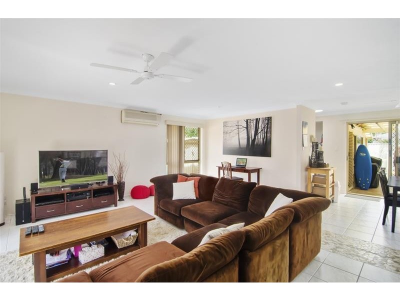 21 Boab Street, Elanora QLD 4221