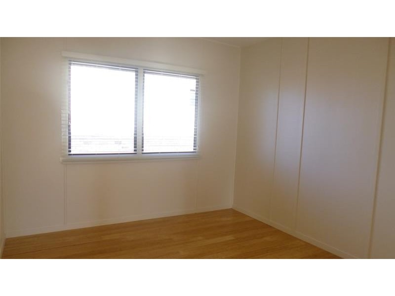 4 Second Avenue, Palm Beach QLD 4221