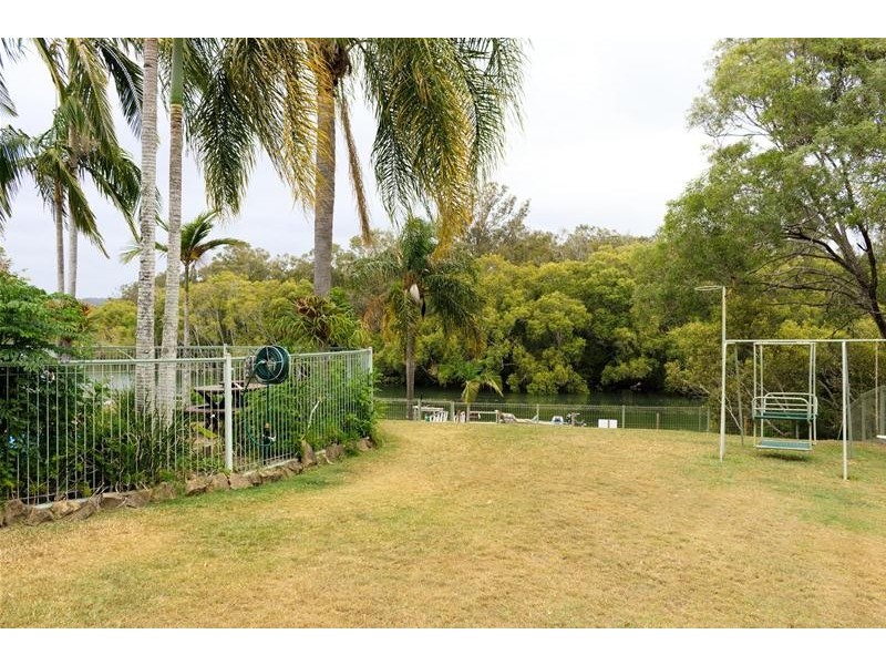 12 Almond Court, Elanora QLD 4221