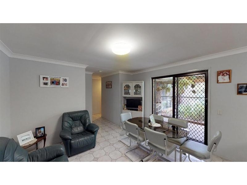 12 Almond Court, Elanora QLD 4221