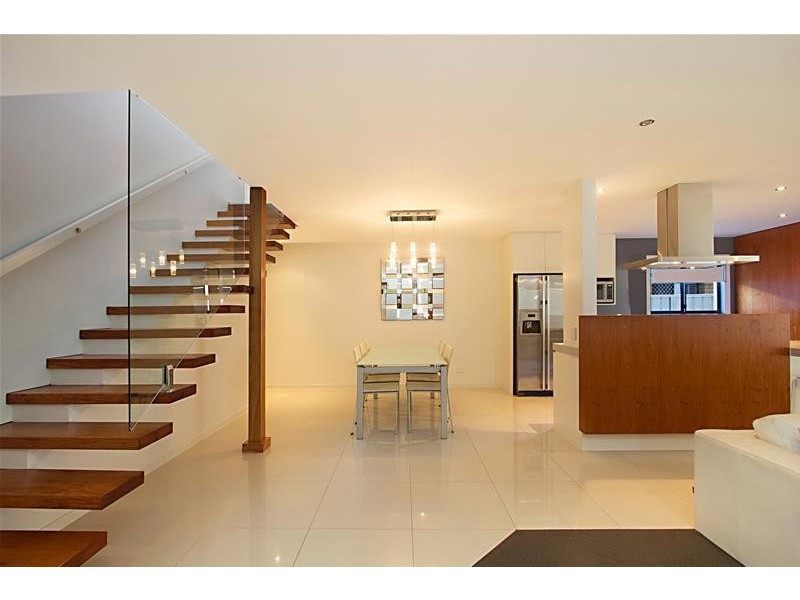 66 Philippine Parade, Palm Beach QLD 4221