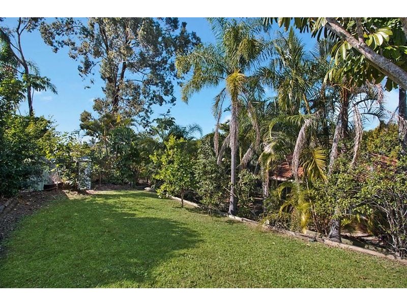 13 Billabong Court, Currumbin Waters QLD 4223