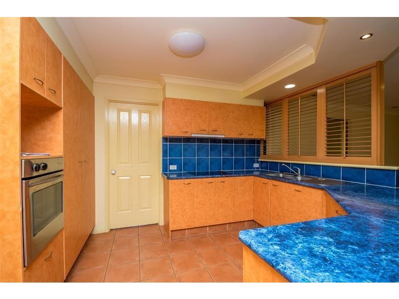 37 Northlakes Drive, Elanora QLD 4221