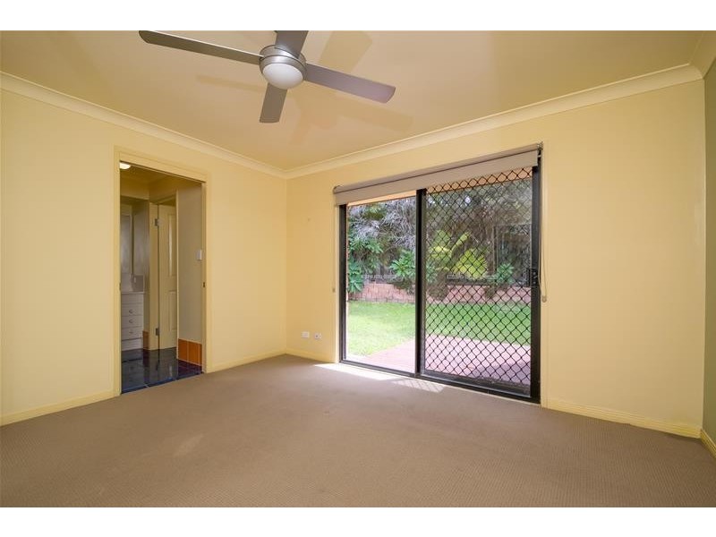 37 Northlakes Drive, Elanora QLD 4221