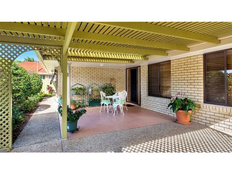 31 Colvillea Court, Palm Beach QLD 4221