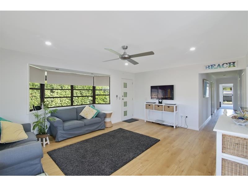 2 Drumfish Drive, Currumbin Waters QLD 4223