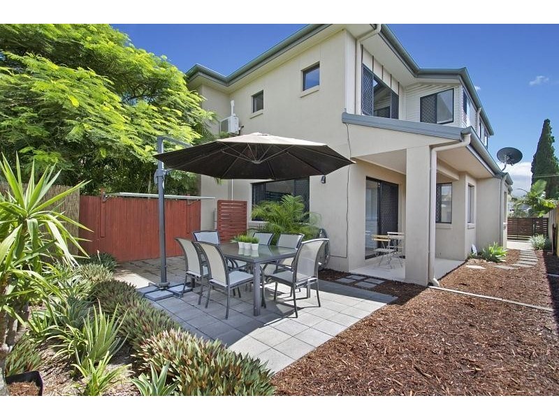 1/10 Walker Avenue, Palm Beach QLD 4221