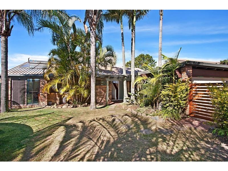 12 Doubleview Drive, Elanora QLD 4221