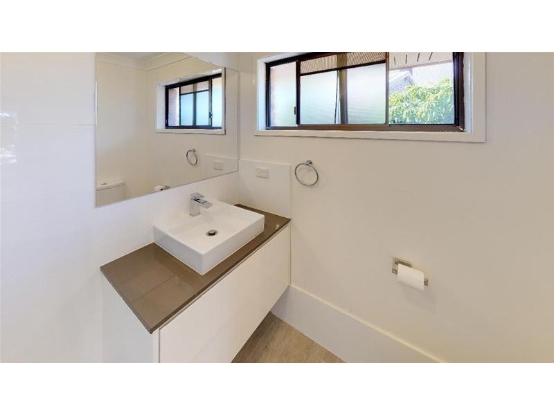 157 Murtha Drive, Elanora QLD 4221