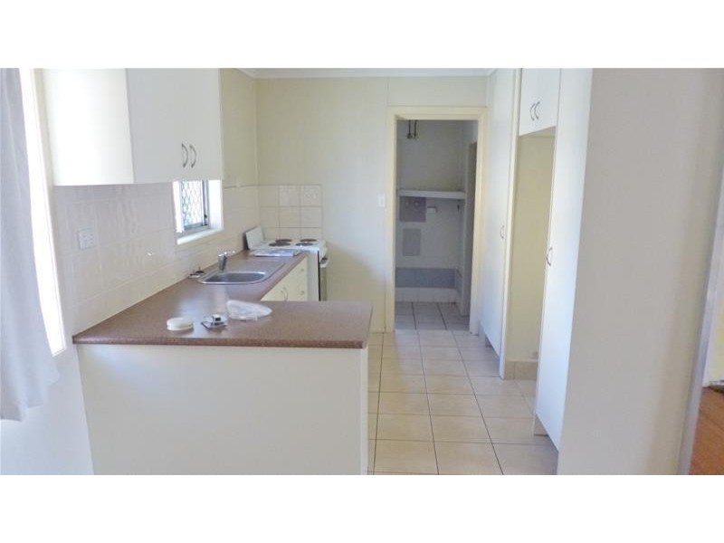 2 Cypress Terrace, Palm Beach QLD 4221