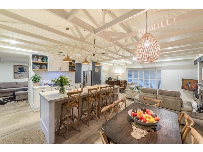 98 Cyclades Crescent, Currumbin Waters QLD 4223