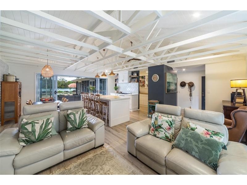 98 Cyclades Crescent, Currumbin Waters QLD 4223