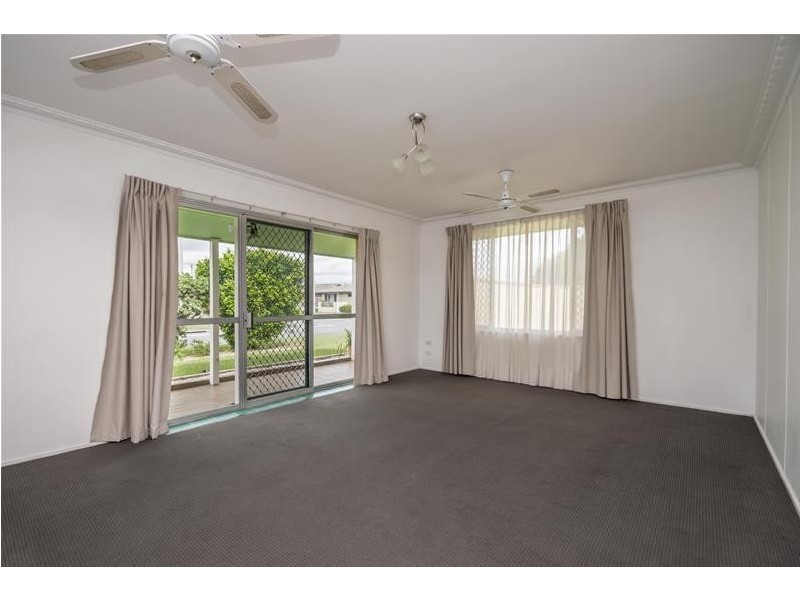 19 Denawen Street, Palm Beach QLD 4221