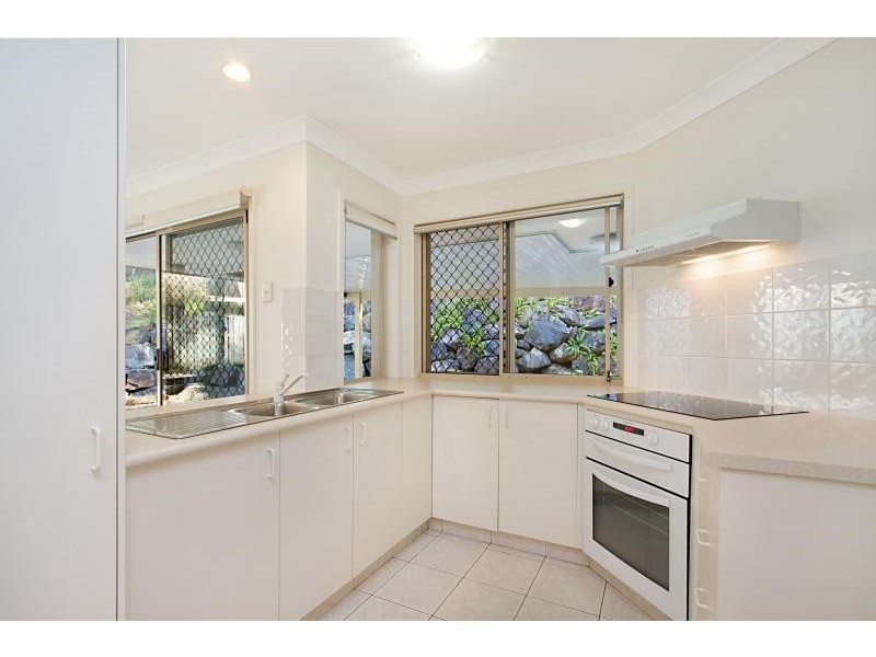 1/39A Banksiadale Close, Elanora QLD 4221