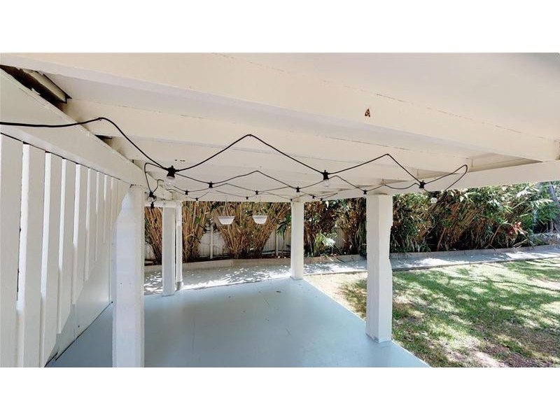 18A Currumbin Creek  Road, Currumbin Waters QLD 4223