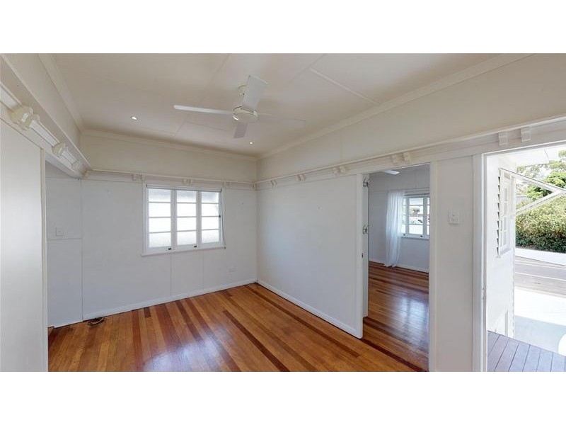 18A Currumbin Creek  Road, Currumbin Waters QLD 4223