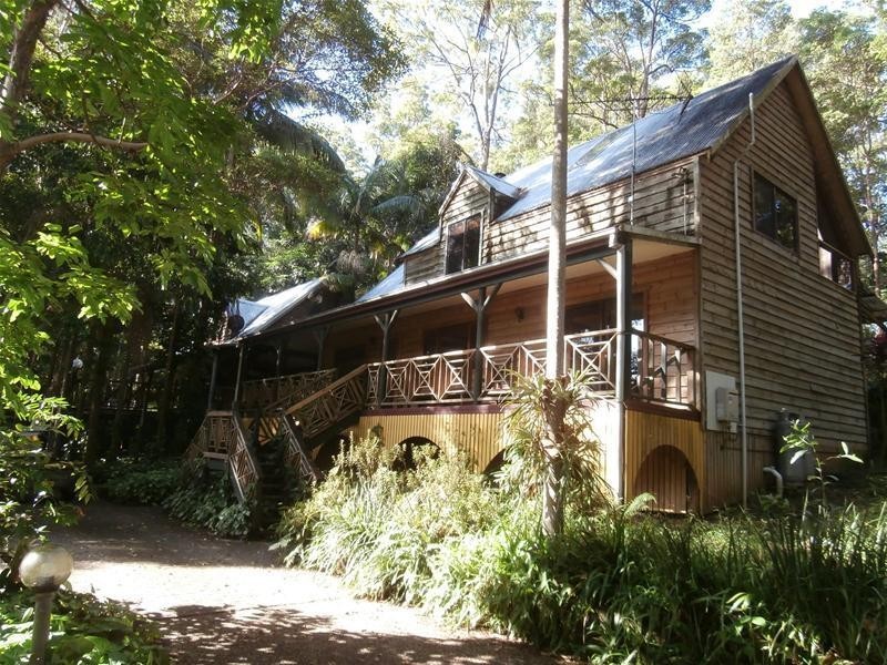 1 Tyalla Court, Tallebudgera QLD 4228