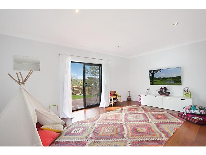 5 Illyria Street, Currumbin Waters QLD 4223