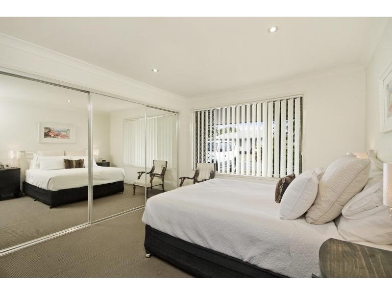 2 Myrtle Court, Palm Beach QLD 4221