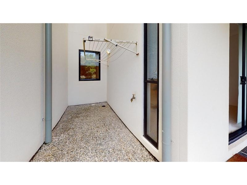 13/2 Inland Drive, Tugun QLD 4224