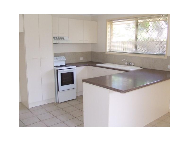 8 Cypress Terrace, Palm Beach QLD 4221