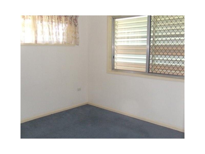 8 Cypress Terrace, Palm Beach QLD 4221