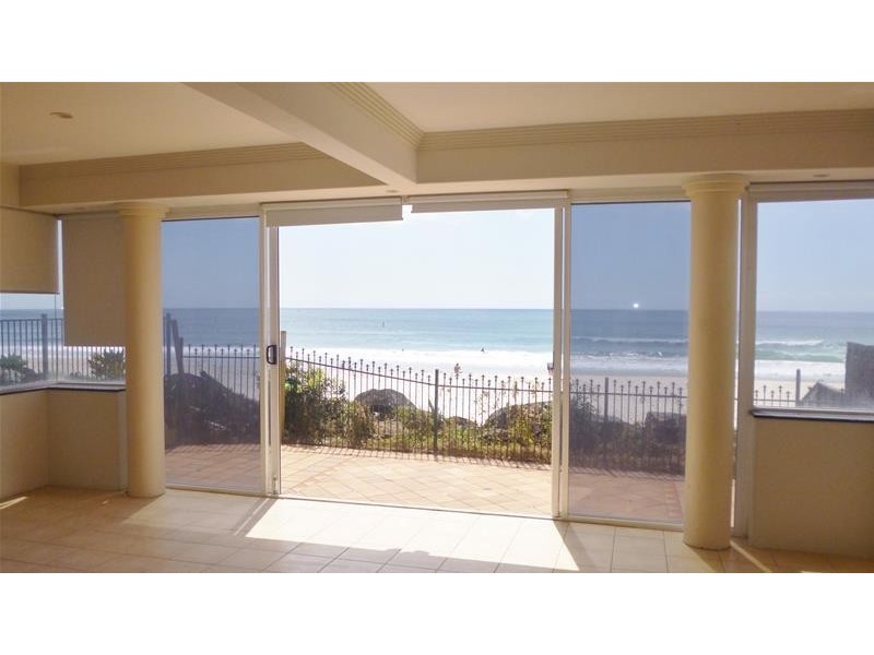 215 Jefferson Lane, Palm Beach QLD 4221