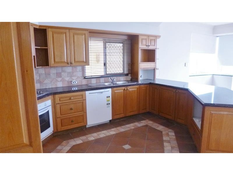 215 Jefferson Lane, Palm Beach QLD 4221