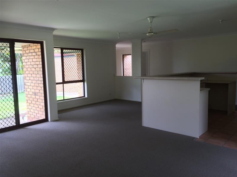 13 Goldvilla Drive, Elanora QLD 4221