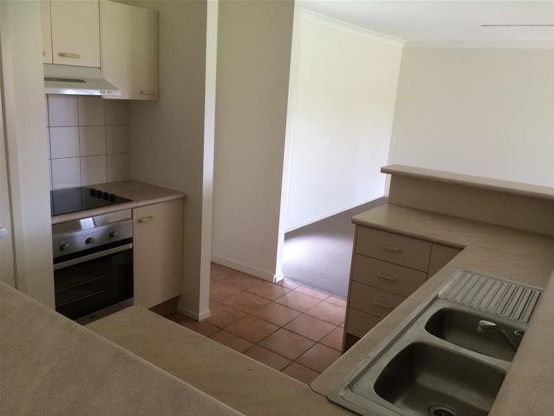 13 Goldvilla Drive, Elanora QLD 4221