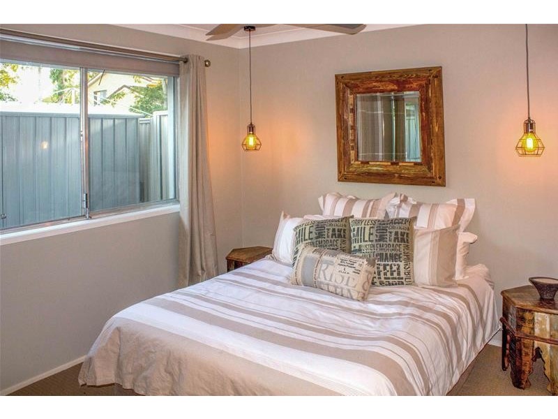 55 Mallawa Drive, Palm Beach QLD 4221