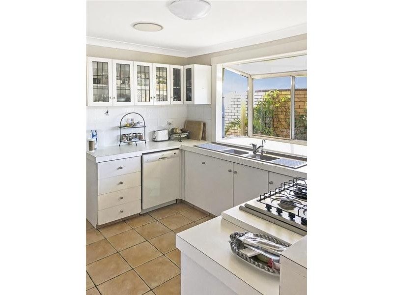 40 Melaleuca Drive, Palm Beach QLD 4221