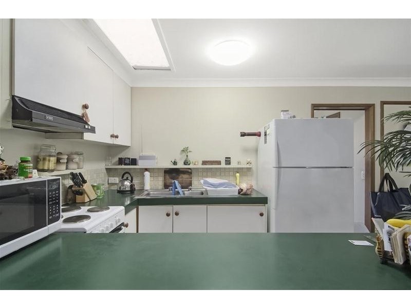 7 Walker Avenue, Palm Beach QLD 4221