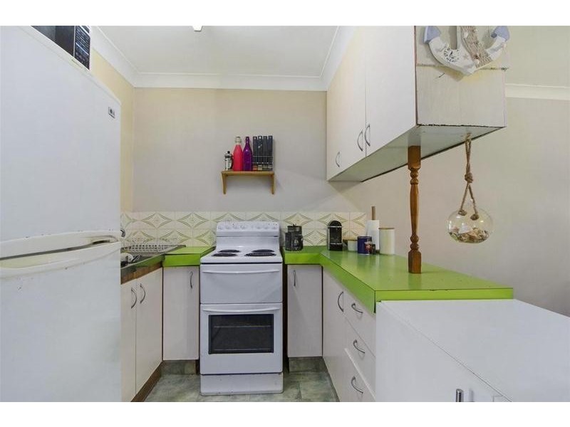 7 Walker Avenue, Palm Beach QLD 4221