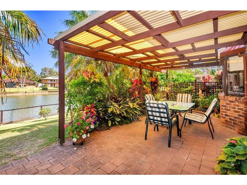 7 Spinnaker Court, Currumbin Waters QLD 4223