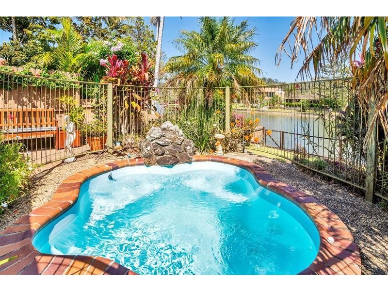 7 Spinnaker Court, Currumbin Waters QLD 4223