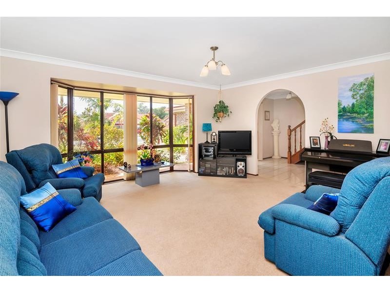 7 Spinnaker Court, Currumbin Waters QLD 4223