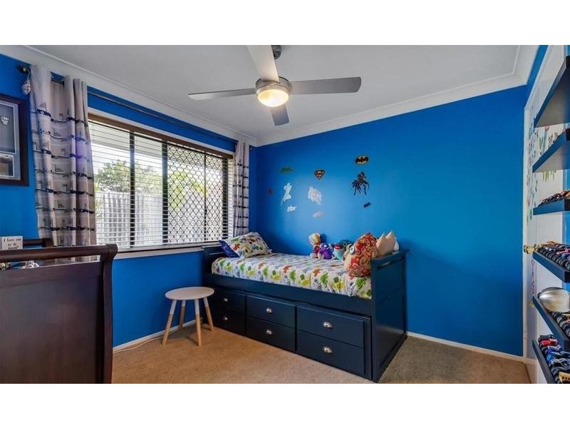 2/7 Flora Close, Burleigh Waters QLD 4220