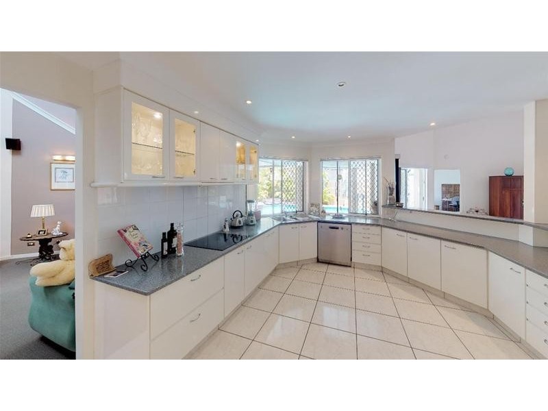 23 Portobello Drive, Mermaid Waters QLD 4218