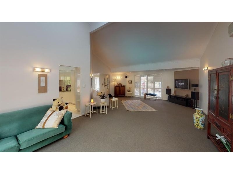 23 Portobello Drive, Mermaid Waters QLD 4218