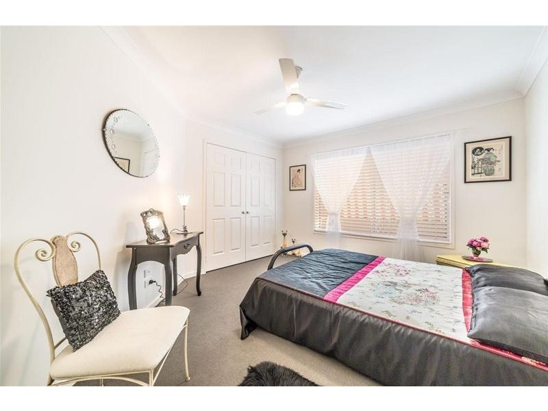 23 Portobello Drive, Mermaid Waters QLD 4218