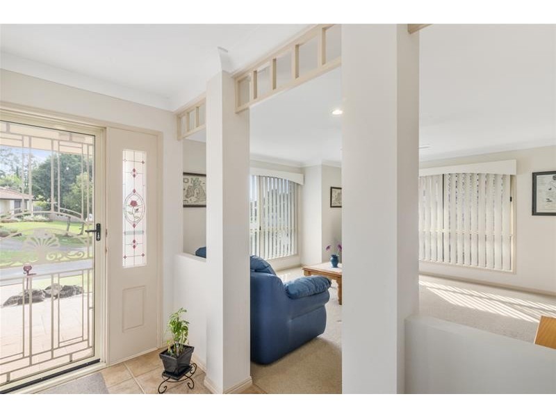 16 Eudonia Court, Elanora QLD 4221